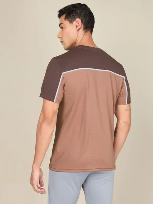 Men Colorblock Slim Fit Crew Neck T-shirt with TECHNO COOL+