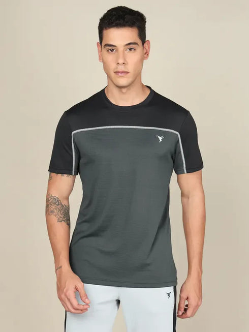 Men Colorblock Slim Fit Crew Neck T-shirt with TECHNO COOL+