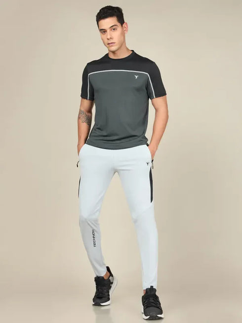 Men Colorblock Slim Fit Crew Neck T-shirt with TECHNO COOL+