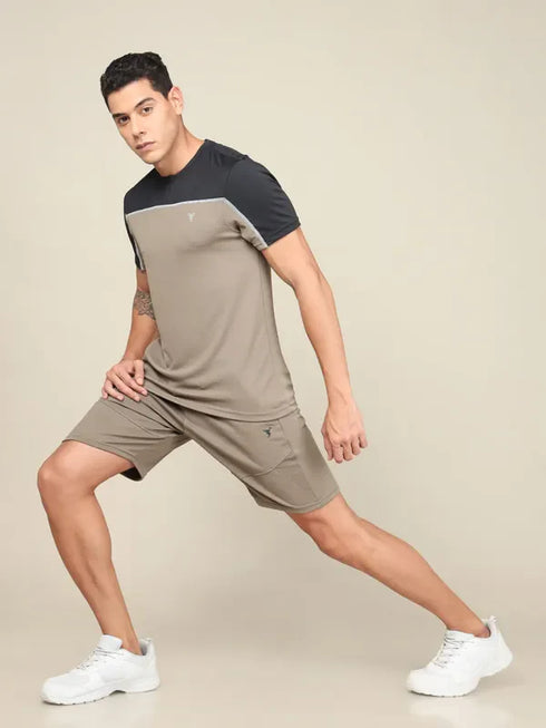 Men Colorblock Slim Fit Crew Neck T-shirt with TECHNO COOL+