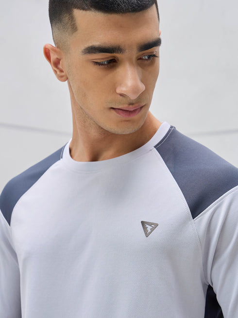 Men Colorblock Slim Fit Crew Neck T-shirt with TECHNO COOL+