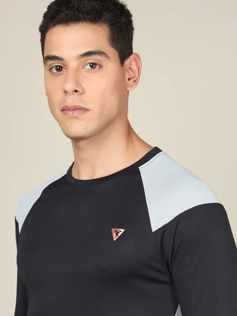 Men Colorblock Slim Fit Crew Neck T-shirt with TECHNO COOL+