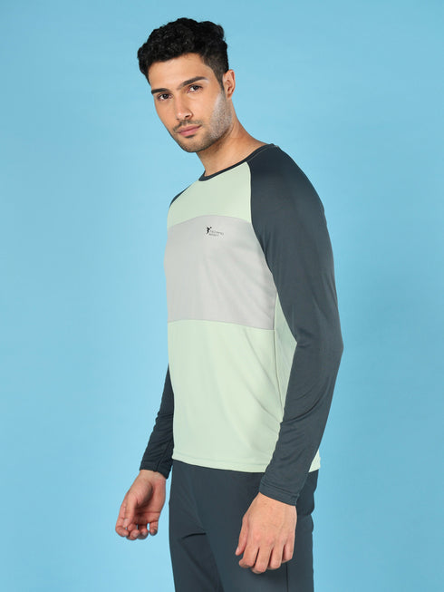Men Colorblock Slim Fit Crew Neck T-shirt with TECHNO COOL+