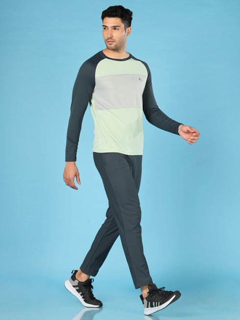 Men Colorblock Slim Fit Crew Neck T-shirt with TECHNO COOL+