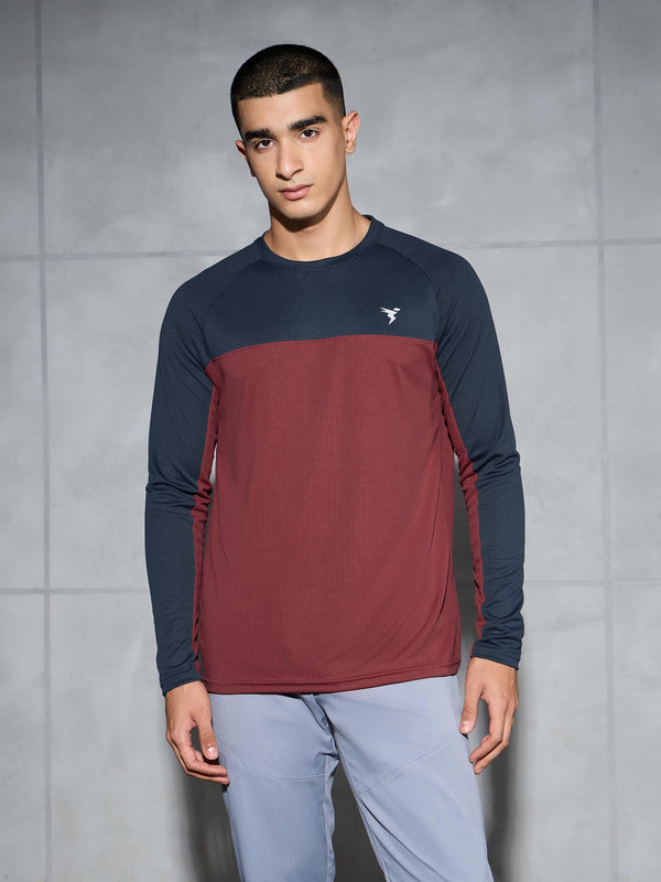 Men Colorblock Slim Fit Crew Neck T-shirt with TECHNO COOL+