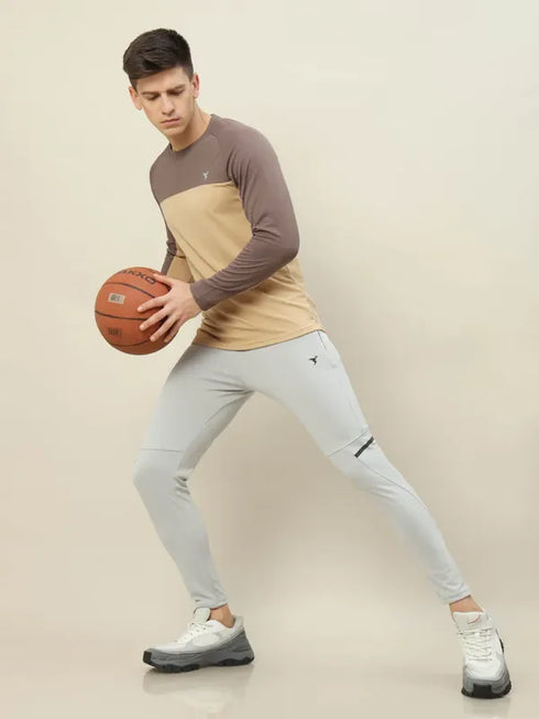 Men Colorblock Slim Fit Crew Neck T-shirt with TECHNO COOL+