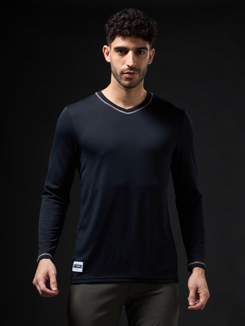 Men Solid Slim Fit V Neck Sports T-shirt with TECHNOCOOL+