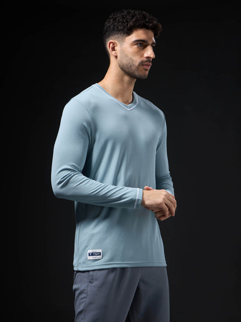Men Solid Slim Fit V Neck Sports T-shirt with TECHNOCOOL+