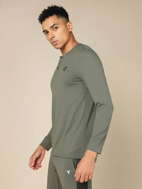 Men Self Design Slim Fit Henley Neck T-shirt with MATPIQ