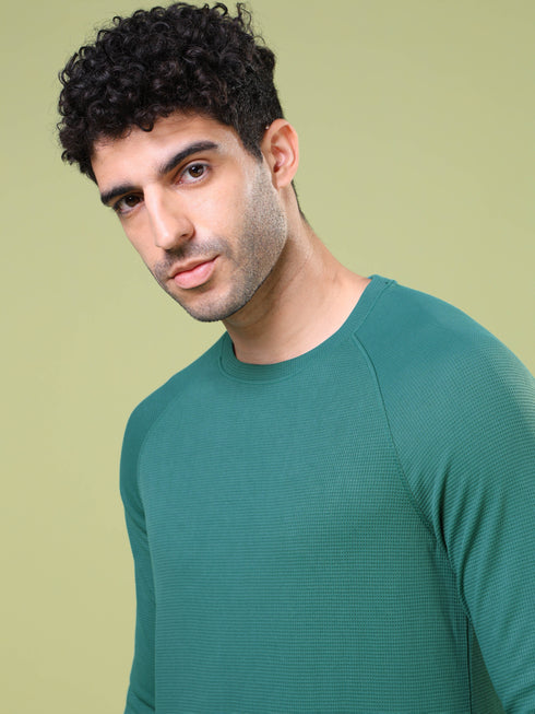 Men Cubic Melange Slim Fit Round Neck T-shirt with TECHNOCOOL+