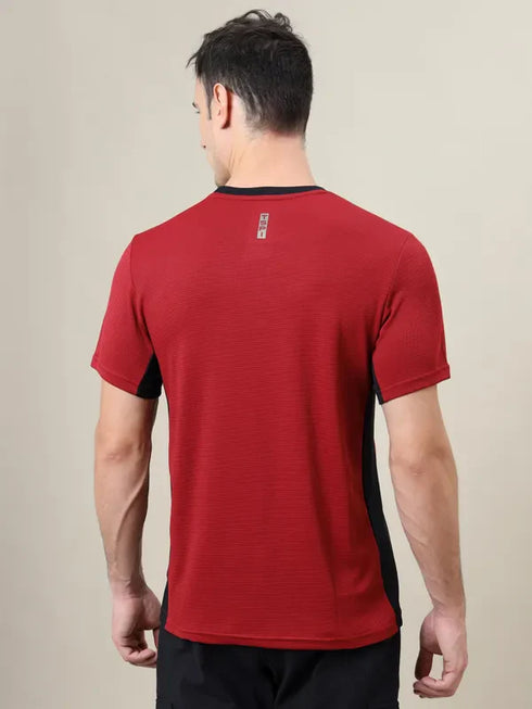 Men Colorblock Slim Fit Crew Neck T-shirt with TECHNO COOL+