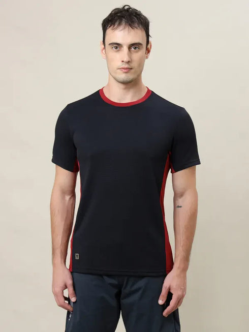 Men Colorblock Slim Fit Crew Neck T-shirt with TECHNO COOL+