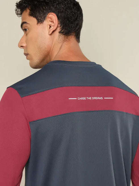 Men Colorblock Slim Fit Crew Neck T-shirt with TECHNO COOL+