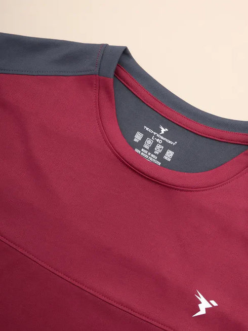 Men Colorblock Slim Fit Crew Neck T-shirt with TECHNO COOL+