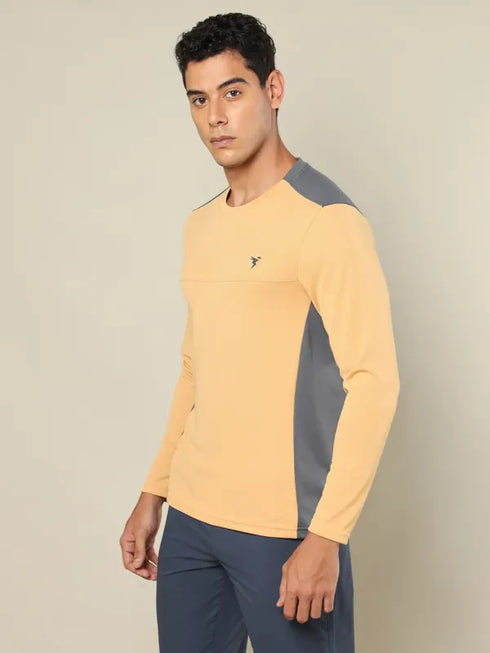 Men Colorblock Slim Fit Crew Neck T-shirt with TECHNO COOL+
