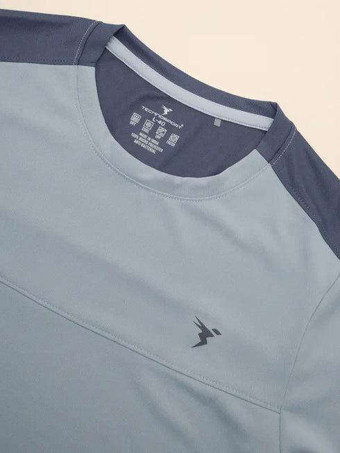 Men Colorblock Slim Fit Crew Neck T-shirt with TECHNO COOL+