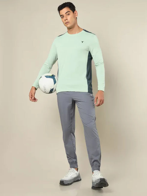 Men Colorblock Slim Fit Crew Neck T-shirt with TECHNO COOL+