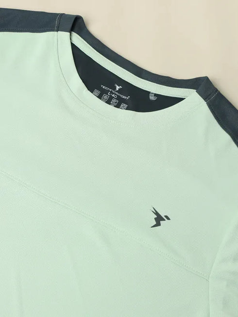 Men Colorblock Slim Fit Crew Neck T-shirt with TECHNO COOL+