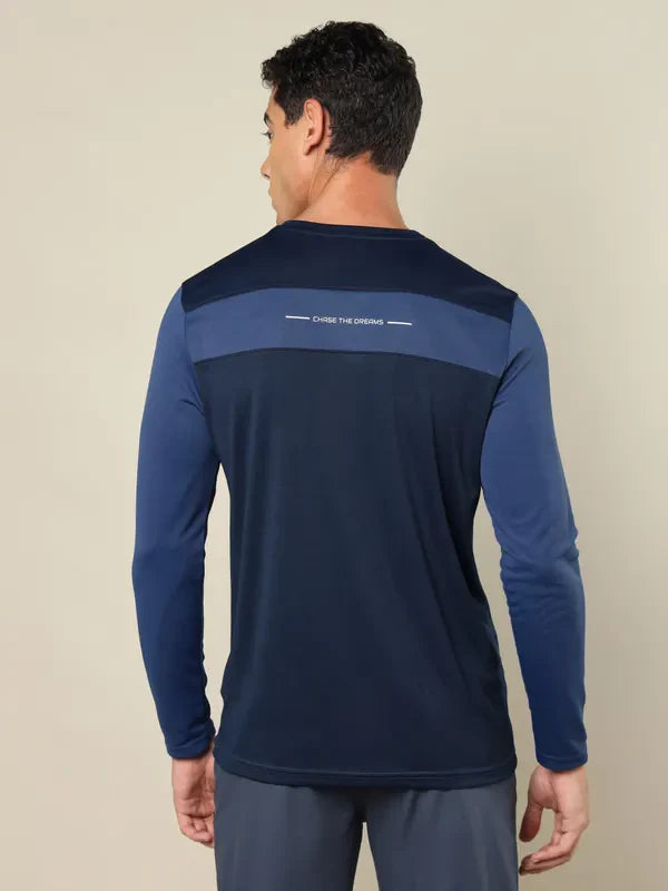 Men Colorblock Slim Fit Crew Neck T-shirt with TECHNO COOL+