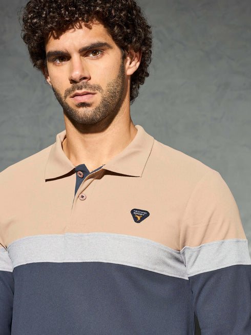 Men Colorblock Slim Fit Polo T-shirt with MATPIQ