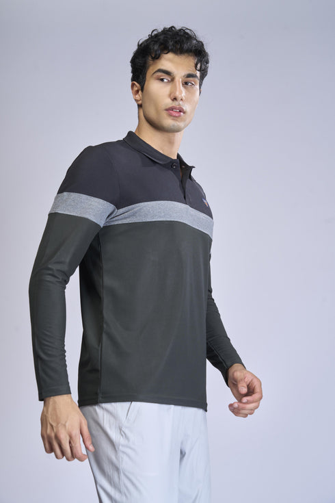 Men Colorblock Slim Fit Polo T-shirt with MATPIQ