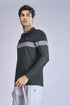 Men Colorblock Slim Fit Polo T-shirt with MATPIQ