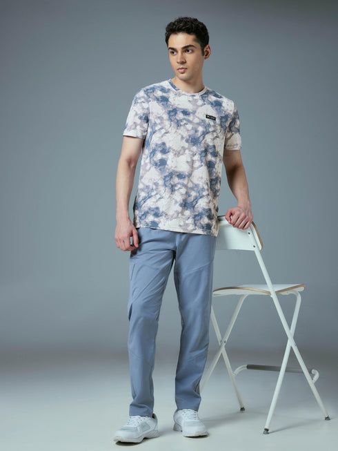 Men Abstract Print Slim Fit Crew Neck T-shirt with TECHNO COOL+