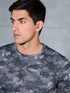 Men Abstract Print Slim Fit Crew Neck T-shirt with TECHNO COOL+