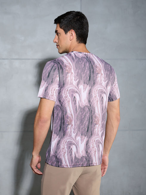 Men Abstract Print Slim Fit Crew Neck T-shirt with TECHNO COOL+