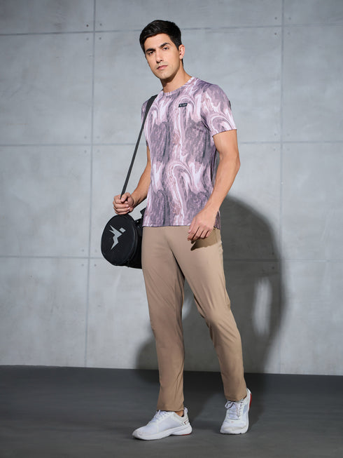 Men Abstract Print Slim Fit Crew Neck T-shirt with TECHNO COOL+