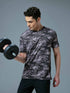 Men Abstract Print Slim Fit Crew Neck T-shirt with TECHNO COOL+