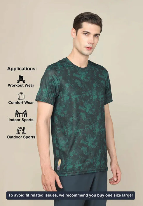 Men Abstract Print Slim Fit Crew Neck T-shirt with TECHNO COOL+