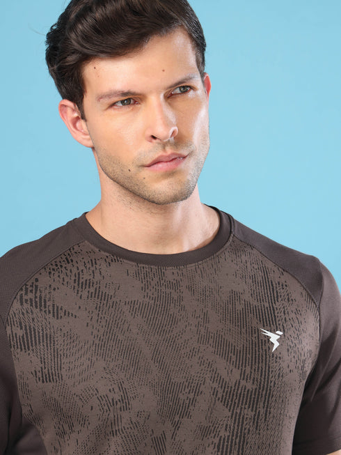 Men Slim Fit Crew Neck T-shirt with DOUBLE COOL