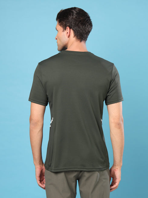 Men Slim Fit Crew Neck T-shirt with DOUBLE COOL