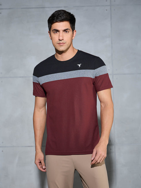 Men Colorblock Slim Fit Crew Neck T-shirt with MATPIQ