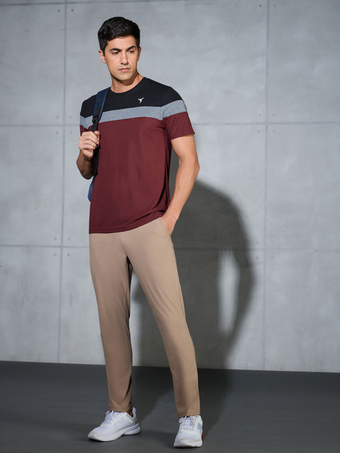 Men Colorblock Slim Fit Crew Neck T-shirt with MATPIQ