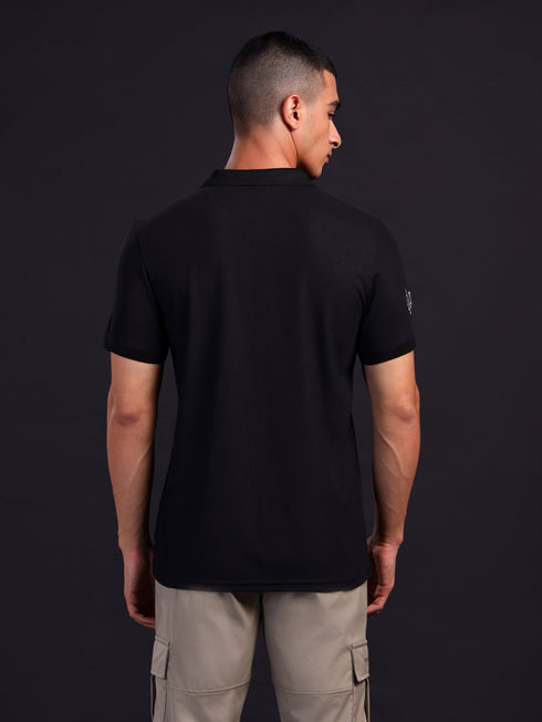Men Solid Slim Fit Polo T-shirt with MATPIQ