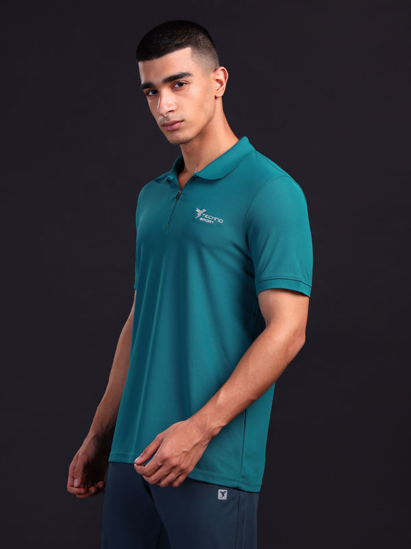 Men Solid Slim Fit Polo T-shirt with MATPIQ