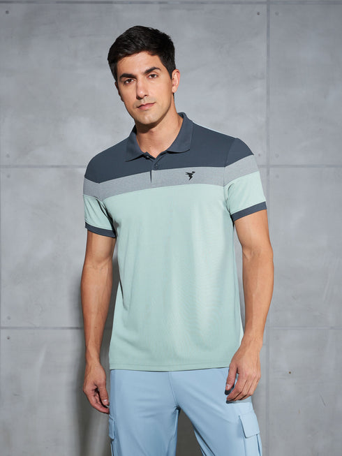 Men Colorblock Slim Fit Polo T-shirt with MATPIQ