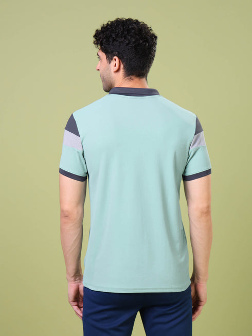Men Colorblock Slim Fit Polo T-shirt with MATPIQ