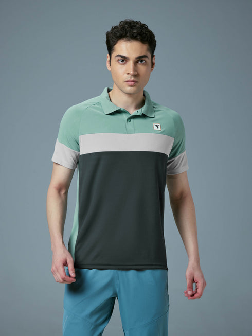 Men Colorblock Slim Fit Polo T-shirt with TECHNO COOL+