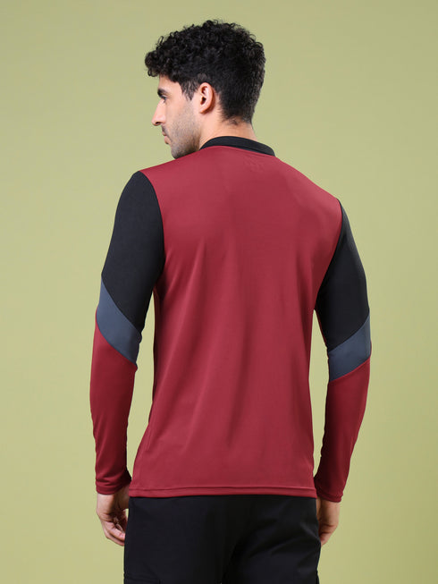Men Solid Slim Fit Polo T-shirt with TECHNOCOOL+