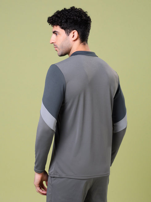 Men Solid Slim Fit Polo T-shirt with TECHNOCOOL+