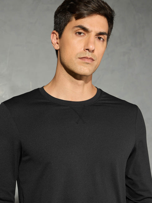 Men Solid Slim Fit Round Neck Sports T-shirt with COTFLEX