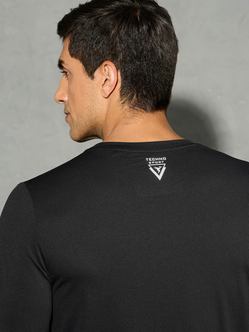 Men Solid Slim Fit Round Neck Sports T-shirt with COTFLEX