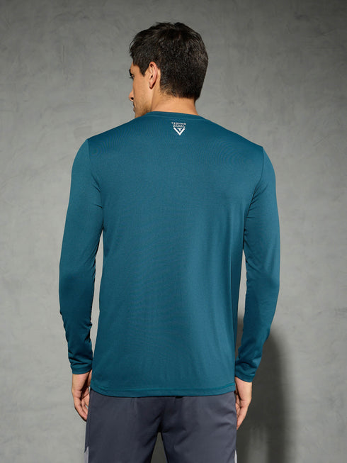 Men Solid Slim Fit Round Neck Sports T-shirt with COTFLEX