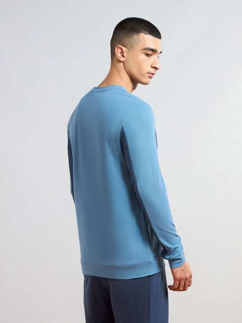 Men Colorblock Slim Fit T-shirt with MATPIQ