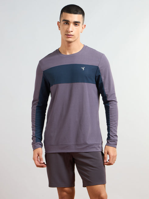 Men Colorblock Slim Fit T-shirt with MATPIQ