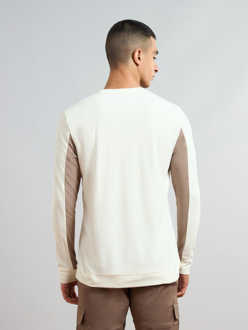 Men Colorblock Slim Fit T-shirt with MATPIQ