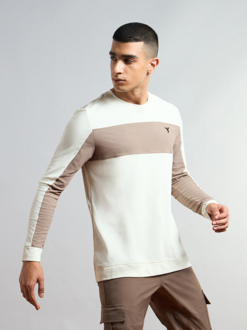 Men Colorblock Slim Fit T-shirt with MATPIQ